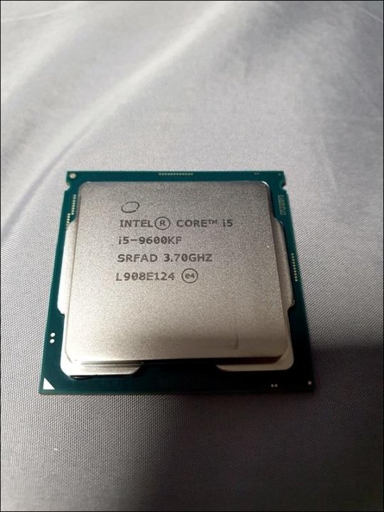 Процессор intel i5 9600kf. Процессор intel i5 9600kf