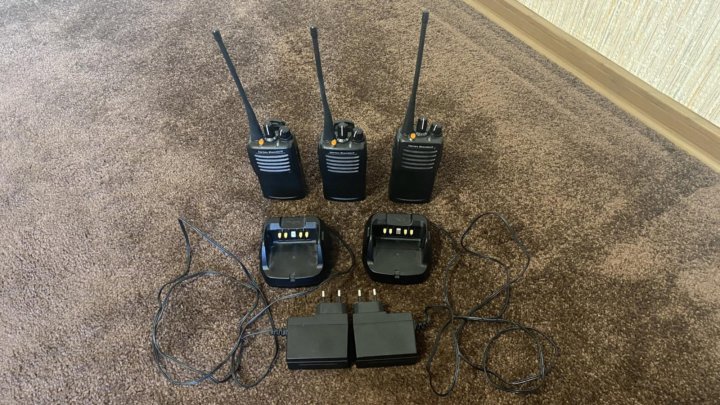 Рация Vertex VX 2100 UHF