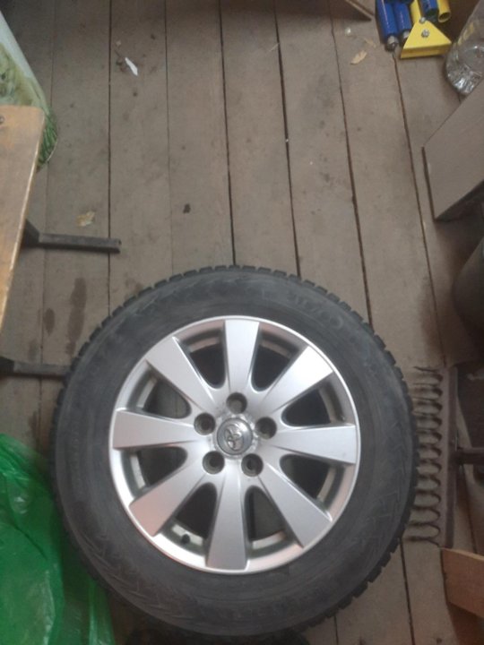 Диски колесные на камри бу на авито. Camry 70 на r16 дисках. Колеса 225/55 r16 toyota camry 40. Авито резина на тойота камри. Диск резина тойота камри 50.