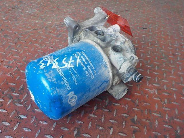 Кран подготовки воздуха ивеко еврокарго. Осушитель ивеко. Фильтр осушителя iveco eurocargo 120. 5801414926 осушитель ивеко. Осушитель воздуха iveco 41285095.