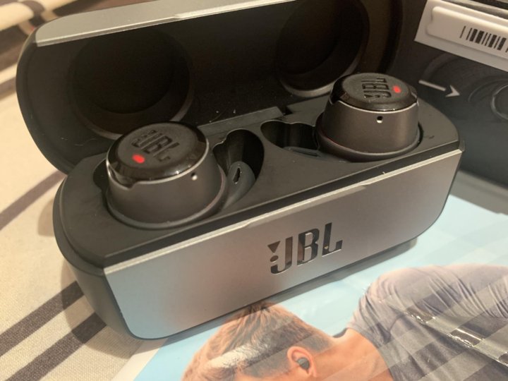 True wireless jbl wave 100 black