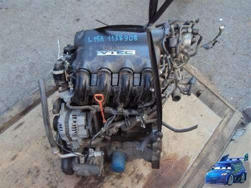 Двигатель хонда 1.5. ДВС 1.3 Honda Fit. Хонда двигатель l15a gd3. Двигатель Honda Fit 1.3. Хонда фит 2001 мотор.