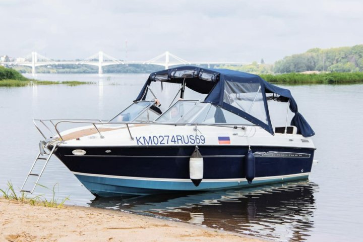 Катер stingray. Аренда катера кострома. Катер кострома. Monterey 275. Polaris катер.
