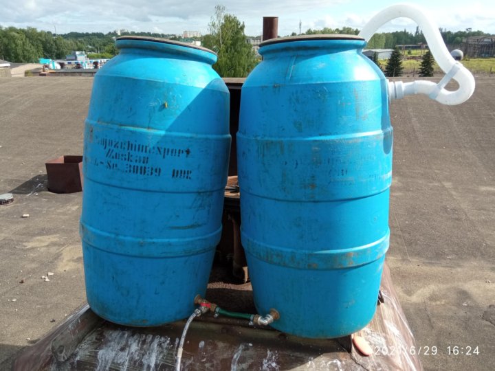 Чтобы заполнить бочку вместимостью 96 л. Чтобы заполнить бочку вместимостью 96 л