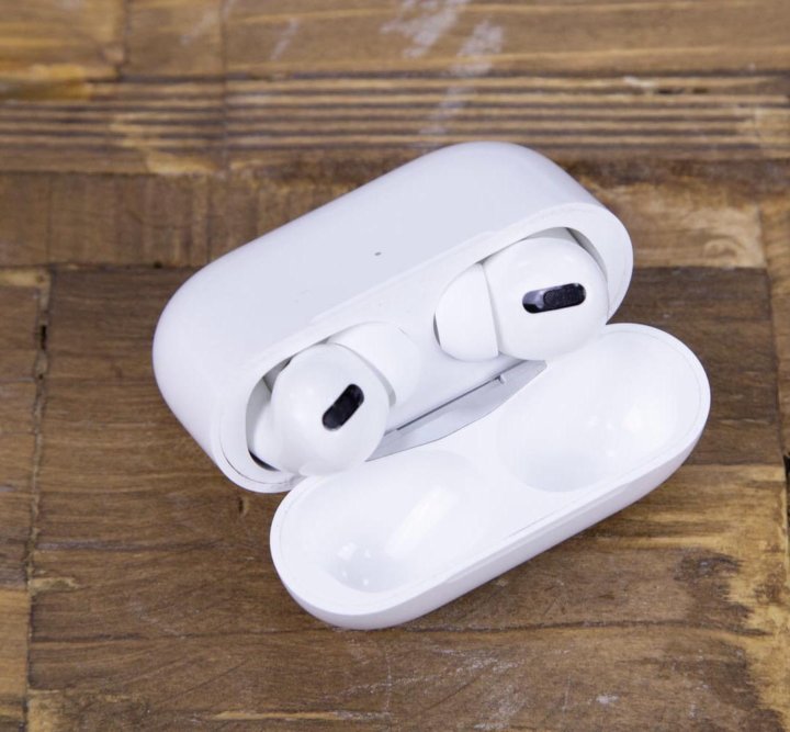 Пространственное аудио airpods 2. Пространственное звучание airpods. амбушюры для airpods pro. пространственное аудио airpods pro. огромные аирподсы.