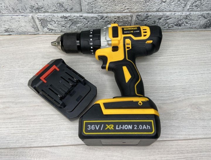 Шуруповерт аккумуляторный 36v. Hikoki 12v шуруповерт. Шуруповерт 36 в макита. Аккумулятор для дреля микита. Шуруповерт макита 36v.