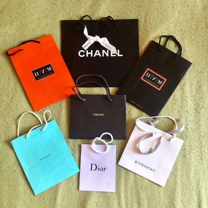 Оригинальные пакеты Chanel, Dior, Tiffany & Co – купить в Москве, цена 150  руб., продано 11 августа 2021 – Аксессуары