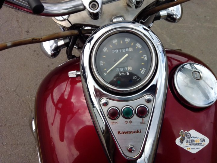 Кавасаки вулкан vn400. Kawasaki Vulcan 2000 Classic. Кавасаки 400 2000. Kawasaki Vulcan vn400 ветровик.