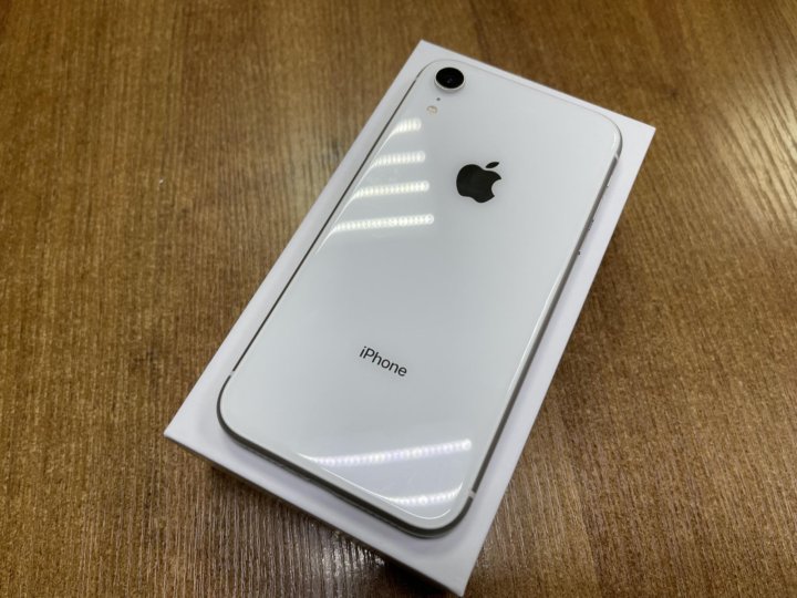 Айфон северодвинск. Iphone 8 Silver 64gb. Apple iphone 8 64gb Silver. Iphone 8 белый. Iphone XS Max Silver 64gb.