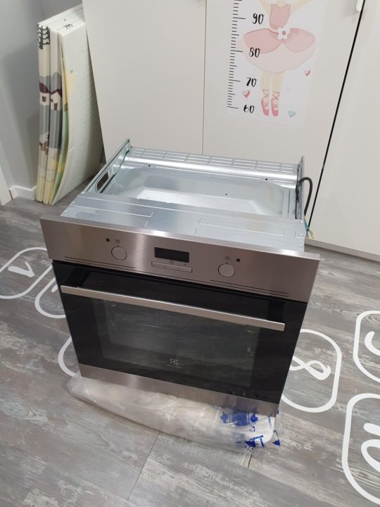 Духовой шкаф electrolux ezb 52430