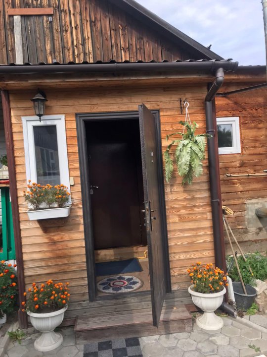 Талица коттеджи. Nродажаljvf в талице. Дом 9х9 из желтого кирпича. Дома 8 на 8 из кирпича. Картинка дома г.