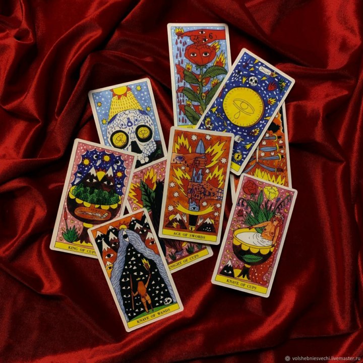 Огни таро. Таро огня/Tarot del Fuego de Ricardo cavolo. Таро огня (Tarot del Fuego). Таро огня Рикардо Карвальо. Оракульная колода Таро.