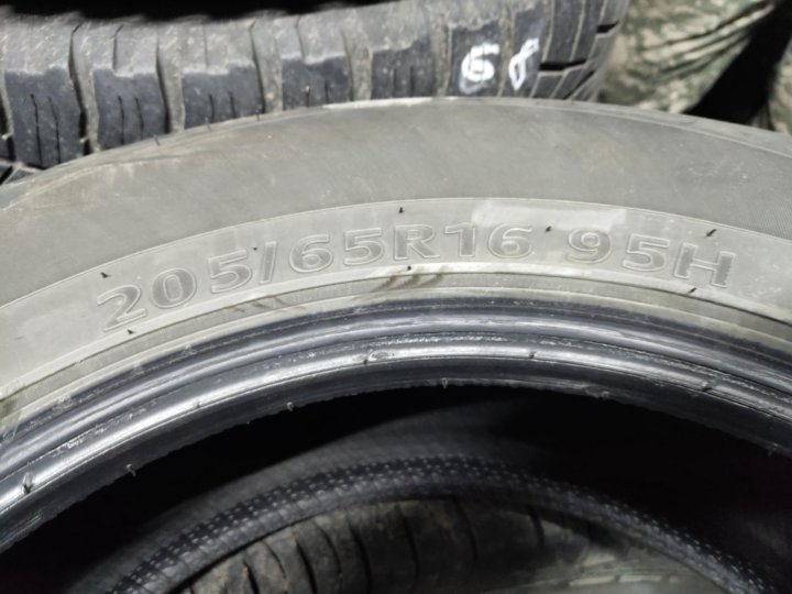 Solus sa01 205 65 r16. Kumho Solus sa01. Кумхо Солус 205/65/16. Kumho Solus sa01 kh32. Kumho Solus sa01 Plus.