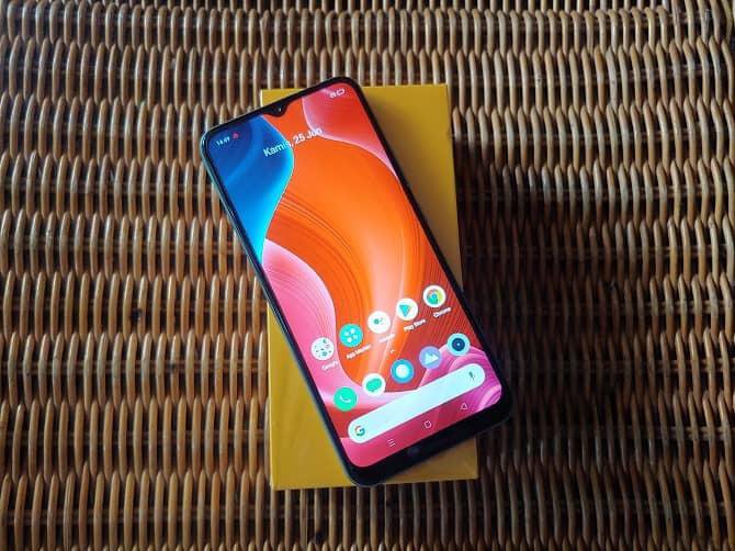 Realme c21 фото