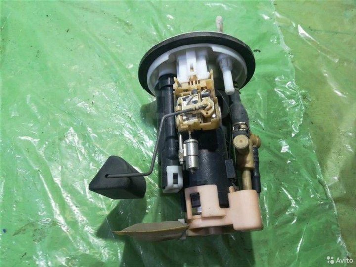 Фильтр топлива mitsubishi space wagon 2. Топливный mitsubishi. 3. Mitsubishi asx бензонасос. Топливный насос для мотора mitsubishi 1.