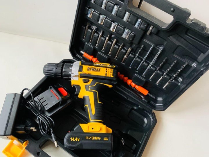 Шуруповерт 14 вольт. Шуруповерт DEWALT 14v.