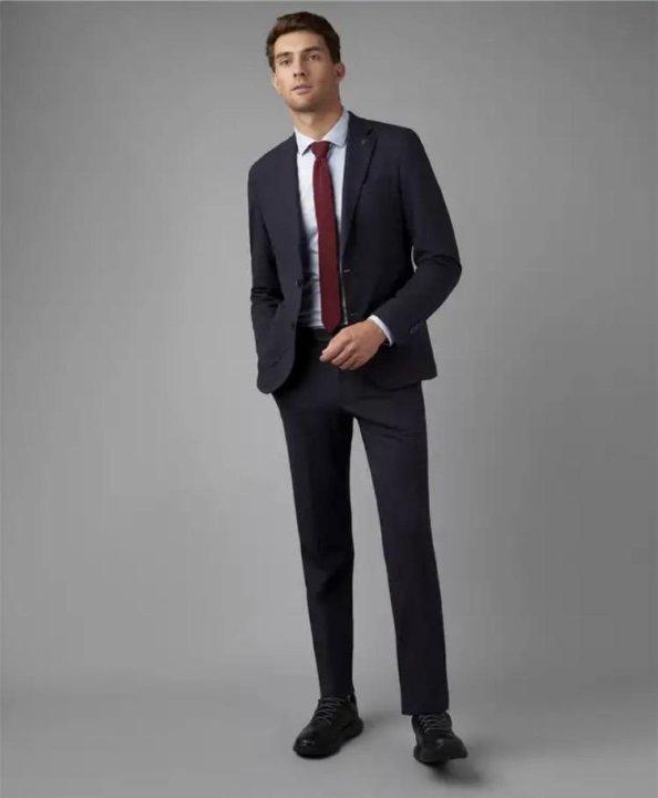 Henderson свадебные костюмы. Костюм серый тройка henderson. Henderson костюмы мужские. Reda henderson пиджак. Пиджак jt 0291 n хендерсон.