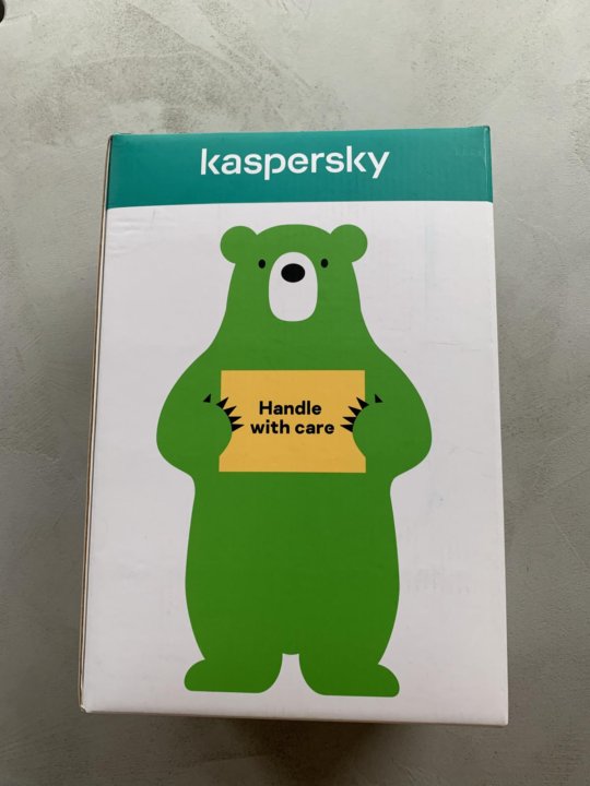 Kuma kaspersky siem. Мидори кума Касперский. Мешок-холодильник Мидори кума. Midori Kuma мерч. Midorikuma Kaspersky кубик.