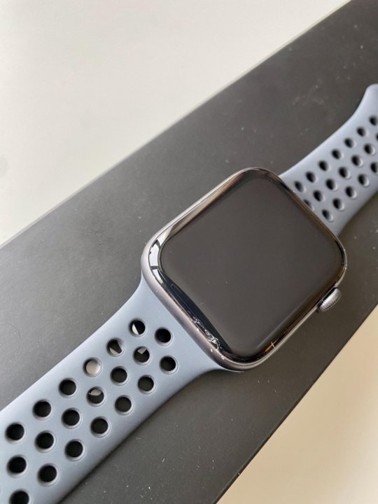 apple watch s5 44mm nike