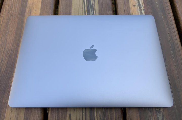 Macbook air 13 space gray