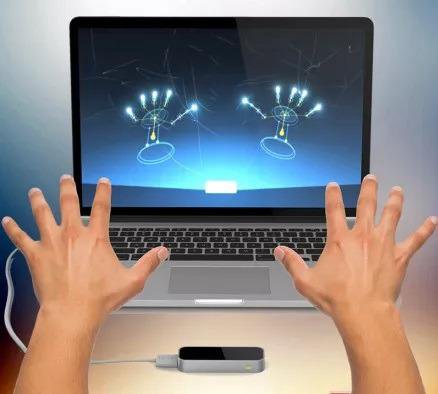 Управление жестами. Контроллер Leap Motion. Датчик движения Leap Motion Controller. Жестовый Интерфейс.