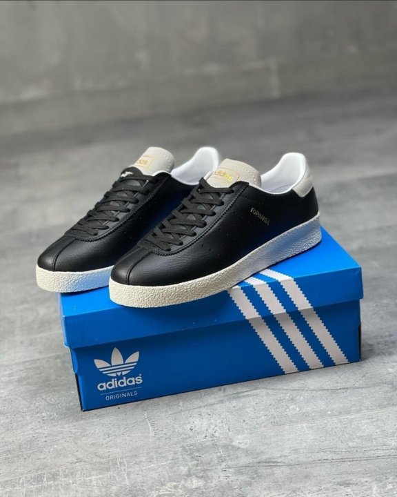 Adidas best sale topanga price