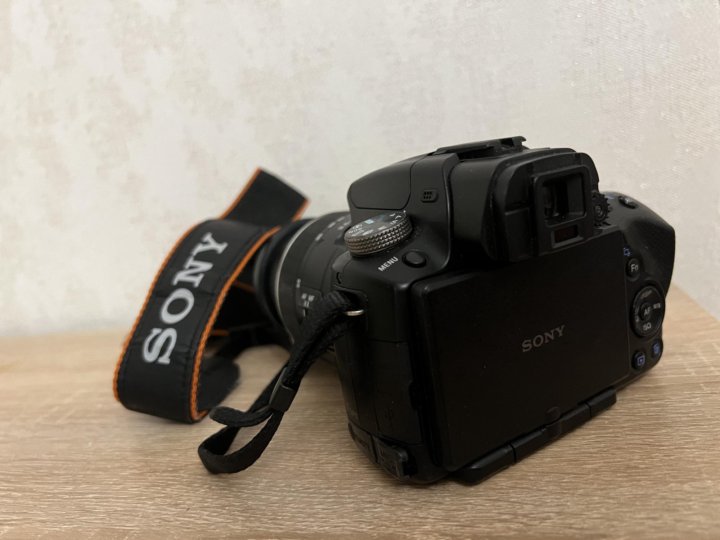 Sony alpha slt-a55. Sony alpha 55. Sony alpha 55. Фотоаппарат sony alpha 55. Sony alpha slt-a55v body.