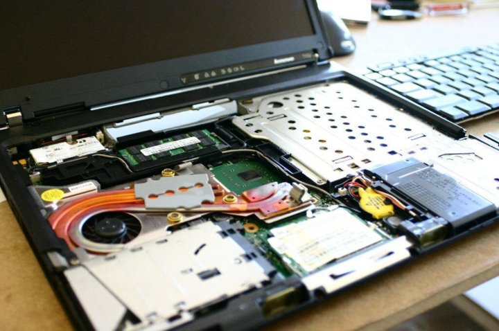 Как разобрать ноутбук тандеробот