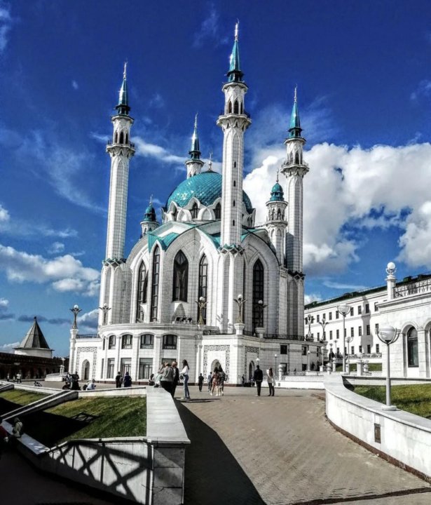 Я в городе казани. Голубая мечеть (Казань) мечети Татарстана. Кул-Шариф Казань фото. Кремль Казань. Столица Татарии Казань.