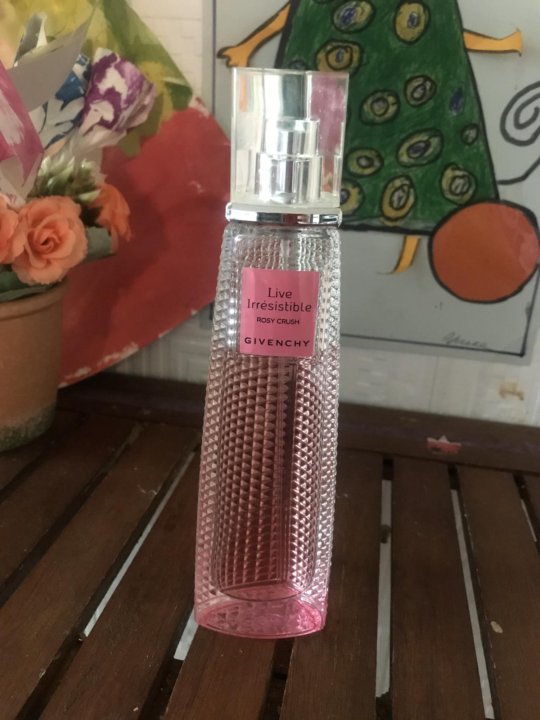 Givenchy live irresistible crush. Live irresistible Rosy Crush Florale EDP. Парфюм Live irresistible Rosy Crush от Givenchy описание.