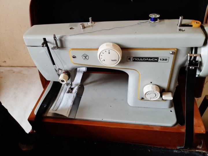 Машинка швейная чайка 134 электрическая. Машинка чайка электрический. Машинка чайка электрический. Машинка чайка электрический. Машинка швейная подольск чайка 134.