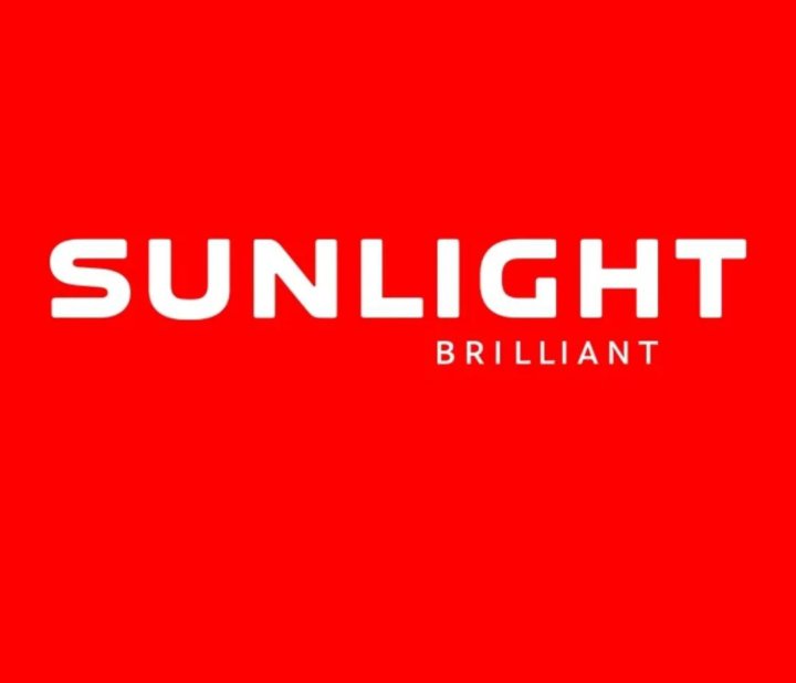 Санлайт продавец. Sunlight. Дисконтная карта магазина Санлайт. Sunlight Киров. Санлайт логотип.