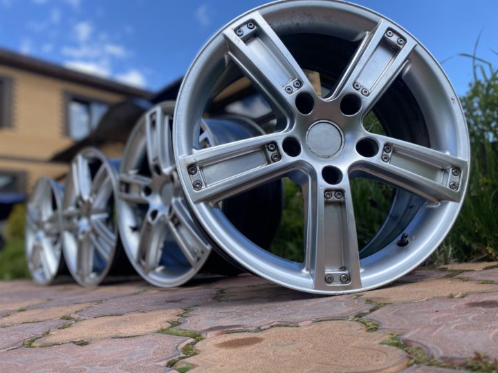 Диски 351. BMW f10 диски r19. 351 Стиль BMW f10 r19. BMW r19 351 Style. Диски 351 стиль БМВ r19