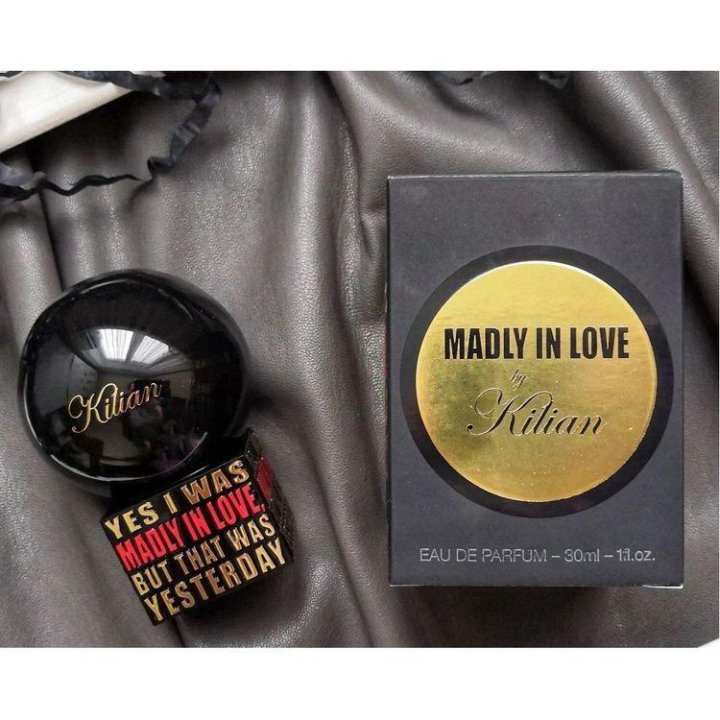 Кильян духи женские круглые килиан. Kilian madly in love. Килиан в круглой упаковке. Парфюмерия "yes i was madly in love, but that was yesterday" 100 ml. Киллиан круглый флакон.