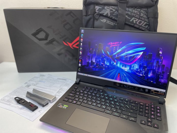 Asus rog strix scar g733zw