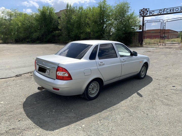 Lada Приора 2012