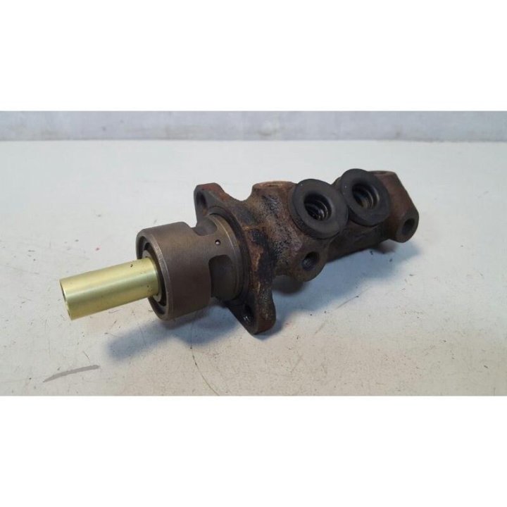 гтц пассат б3. тормозной цилиндр фольксваген b4. главный тормозной цилиндр фольксваген т4 без абс артикул. тормозной цилиндр пассат б3. главный тормозной цилиндр vw passat b3.