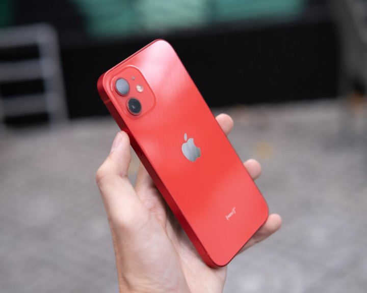 Iphone 12 red. Apple iphone 12 64gb красный. Iphone 12 Mini Red. Айфон 12 продукт ред.