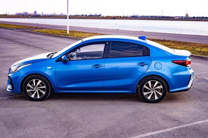 Kia Rio 4 Galaxy Blue