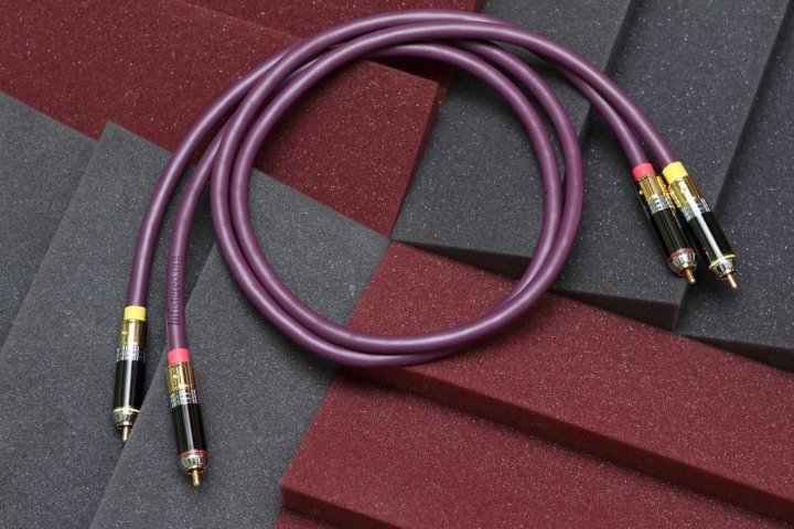 Bi wiring кабель. Межблочный кабель Tchernov Classic XS ic 1 метр. Tchernov Cable Special XS SC. Tchernov Cable reference.