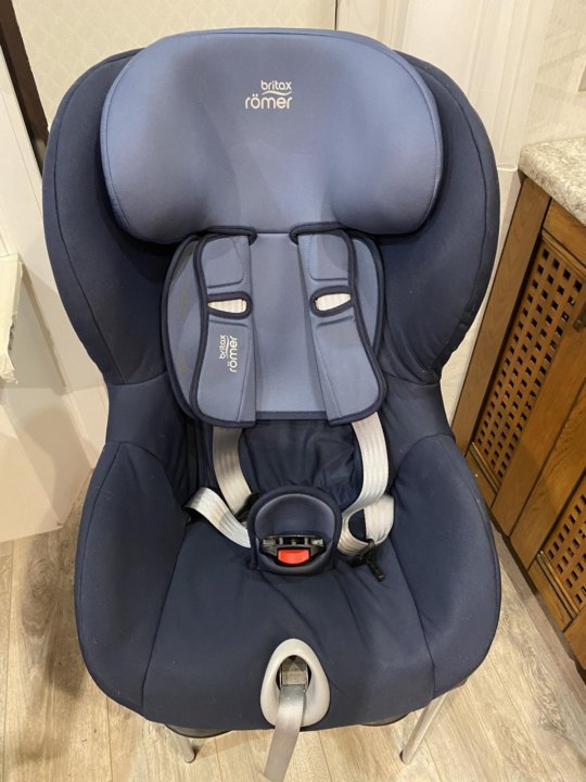 Установка кресла britax romer king 2