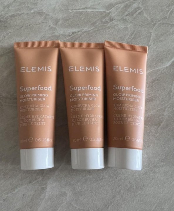 Elemis superfood glow priming Elemis superfood glow priming