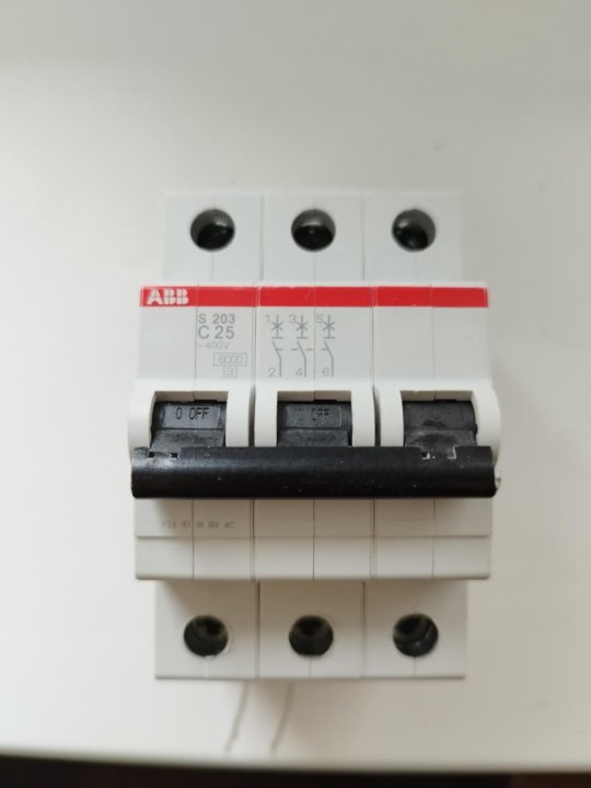 Abb sh200l. 20 ампер. Автомат abb bms413c16. Автоматический выключатель 20 ампер. Автоматический выключатель 20 ампер.