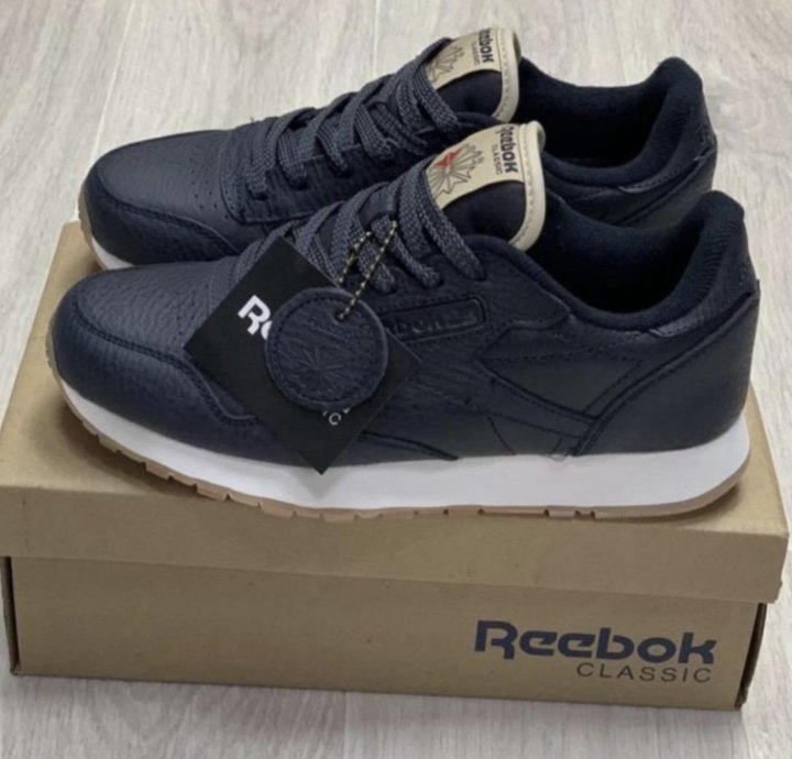 Reebok Classic Legacy темно синий