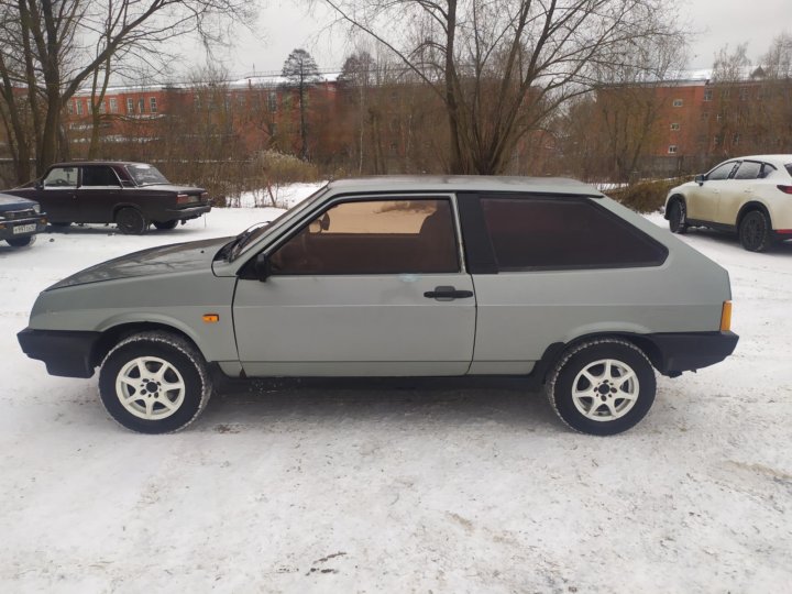 Ваз 2109 фиолетовая. Ваз 2108 серебристая. Авито ваз 2108 б у. 2109 вишневая. Ваз 2108 б/у.