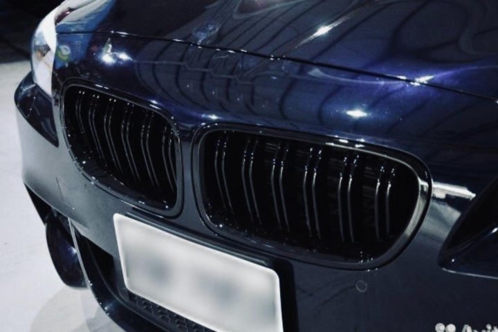 Ноздри бмв ф16 черные. Ноздри f10 m performance. Ноздри m performance bmw f10. Ноздри bmw m5 f10. Ноздри bmw f10.