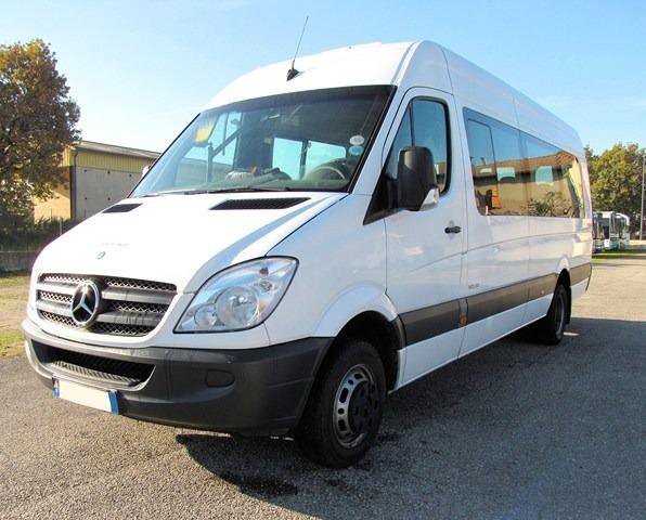 Микроавтобусы категории д. Фольксваген крафтер категория в. Fiat ducato 244 пассажирский. Мерседес микроавтобус 1990. Микроавтобусы категории д.