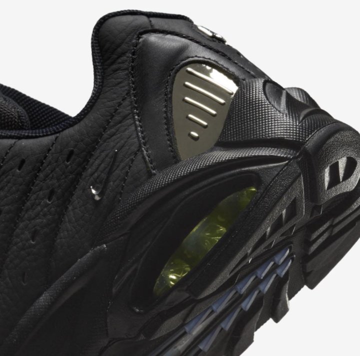 Nike nocta puffer jacket. Nike drake nocta. Nike drake nocta кроссовки. Кроссовки nike nocta hot step. Кроссовки nocta x nike hot step air terra.