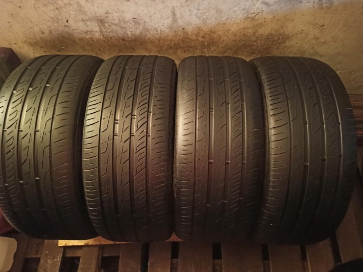 Bridgestone 245 50 r18