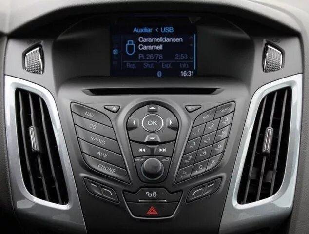 Установка DashCam с выводом изображения на дисплей системы
